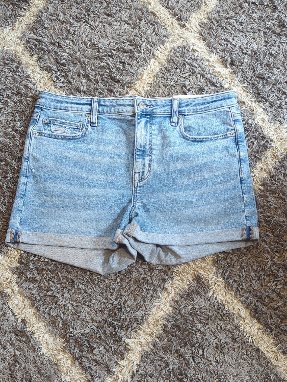 American Eagle Light Wash Denim Roll-Hem High Rise Shortie Size Women's 14